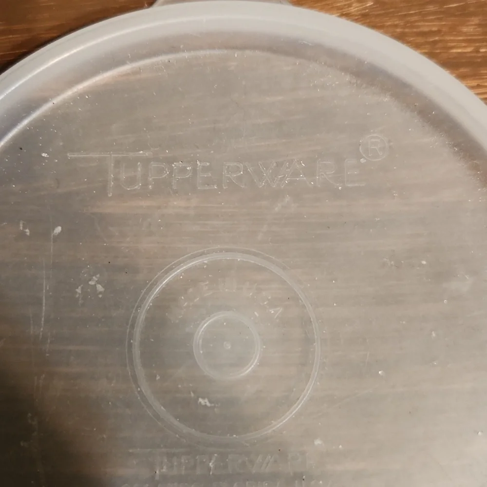 Tupperware Mixed Sizes Lids And Bowl Kitchen Storage Meat Keeper  Snack